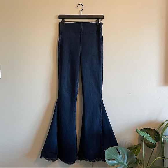 Show Me Your MuMu Denim - Show Me Your MuMu Berkeley Bells Denim
